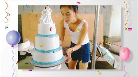 Vel's Homemade Cakes and Pastries .